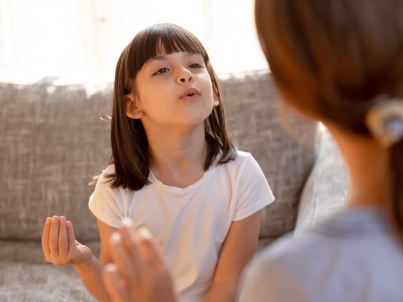 O que causa gagueira? Pela Germânica Heilkunde